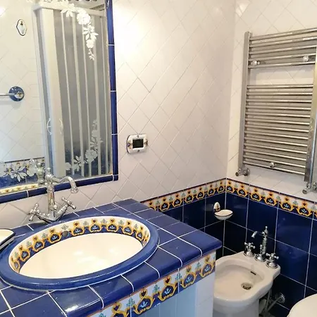 La Casa Di Rosa Apartment *